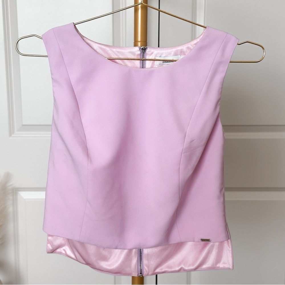Toi et Moi Pink Sleeveless Asymmetrical Crop Top - Picture 2 of 7